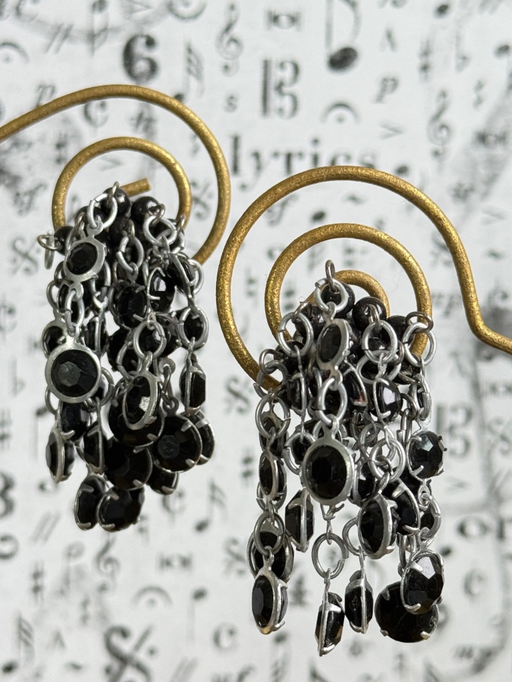 VINTAGE HANDMADE Cha-Cha Cluster Clip Earrings MCM